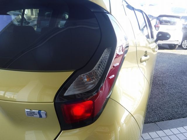 TOYOTA AQUA 2023 Image 31