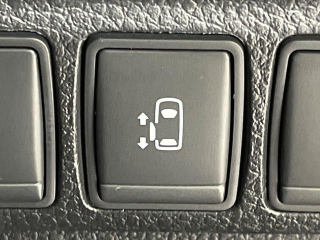 NISSAN ELGRAND  4WD 2016 Image 31