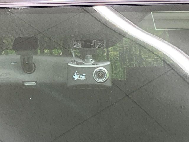 TOYOTA VOXY 2013 Image 31