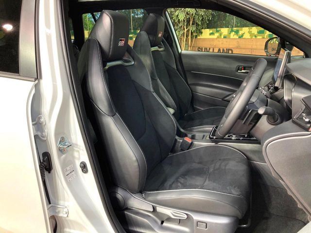 TOYOTA COROLLA CROSS HYBRID 2025 Image 31