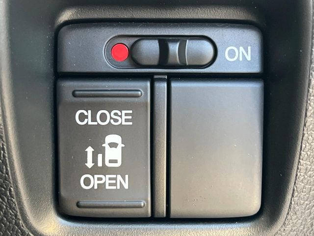 HONDA N BOX CUSTOM 2015 Image 31