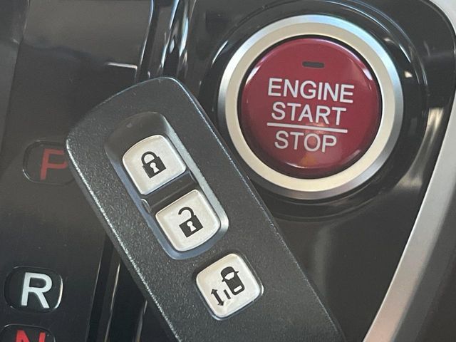 HONDA N BOX CUSTOM 2015 Image 31