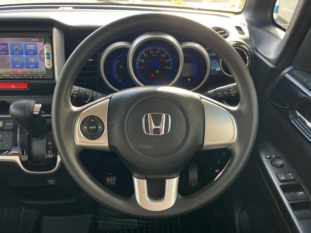 HONDA N BOX CUSTOM 2015 Image 31