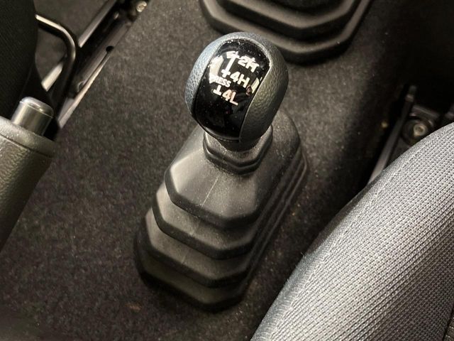 SUZUKI JIMNY 4WD 2020 Image 31