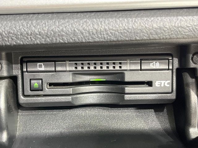 TOYOTA CROWN SEDAN HYBRID 2014 Image 31