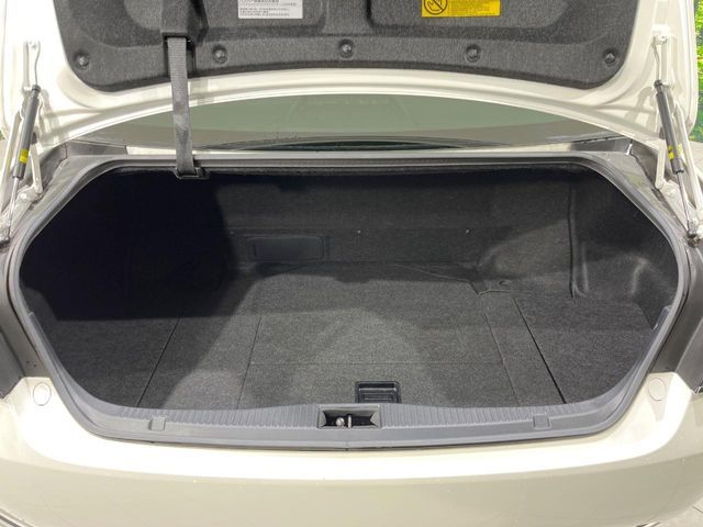 TOYOTA CROWN SEDAN HYBRID 2014 Image 31