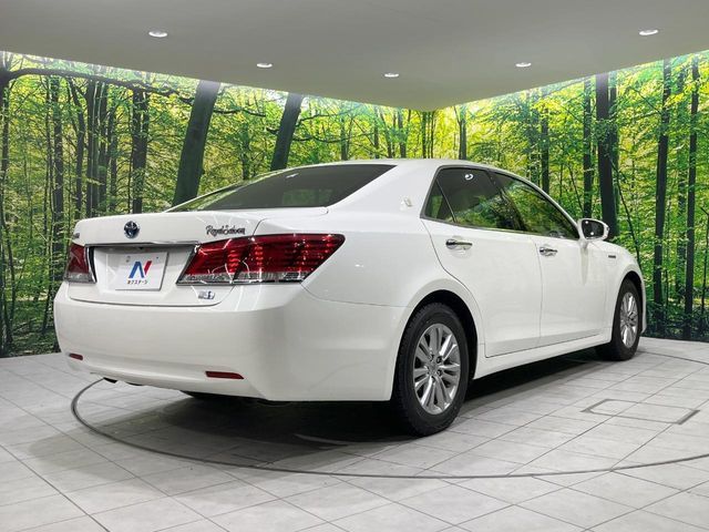 TOYOTA CROWN SEDAN HYBRID 2014 Image 31