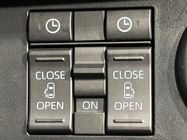 TOYOTA ROOMY 4WD 2024 Image 31