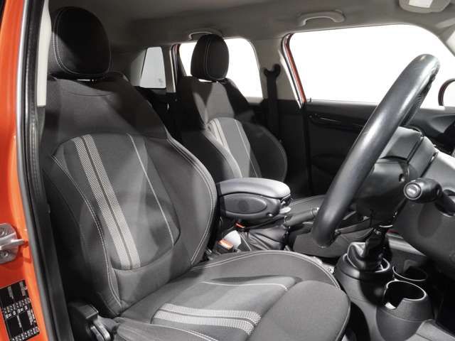 BMW MINI COOPER SD 5DOOR 2018 Image 31