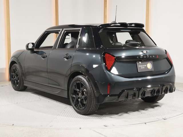 BMW MINI COOPER 5DOOR 2025 Image 31