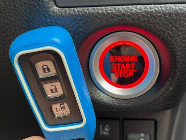 HONDA N BOX CUSTOM 2021 Image 31