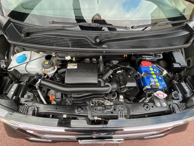 HONDA N BOX CUSTOM 2021 Image 31