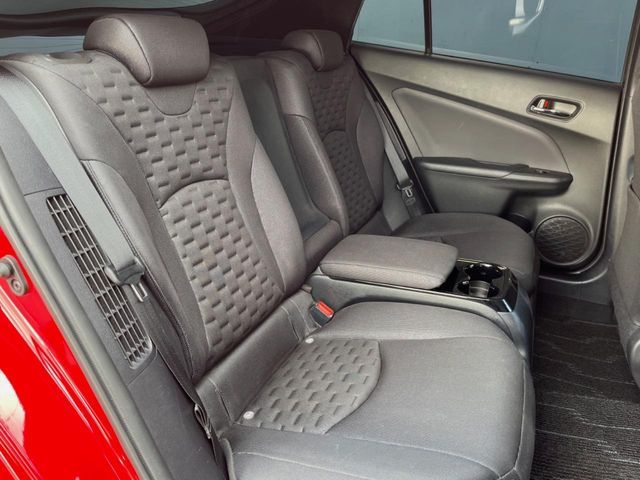 TOYOTA PRIUS PHV 2018 Image 31