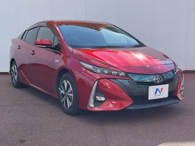 TOYOTA PRIUS PHV 2018 Image 31