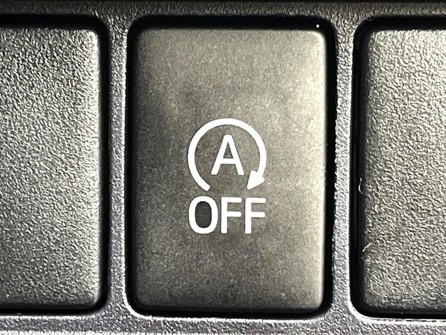 TOYOTA VOXY 2015 Image 31