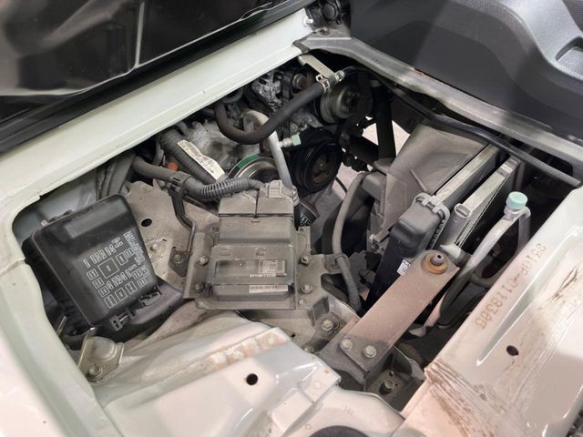 DAIHATSU HIJET TRUCK 4WD 2016 Image 31