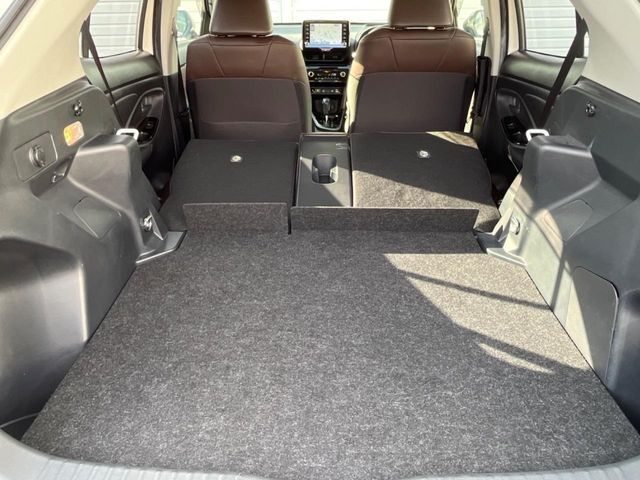 TOYOTA YARIS CROSS HYBRID 2021 Image 31