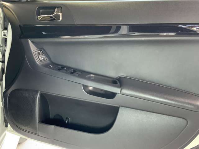 MITSUBISHI GALANT FORTIS SPORTB 2012 Image 31