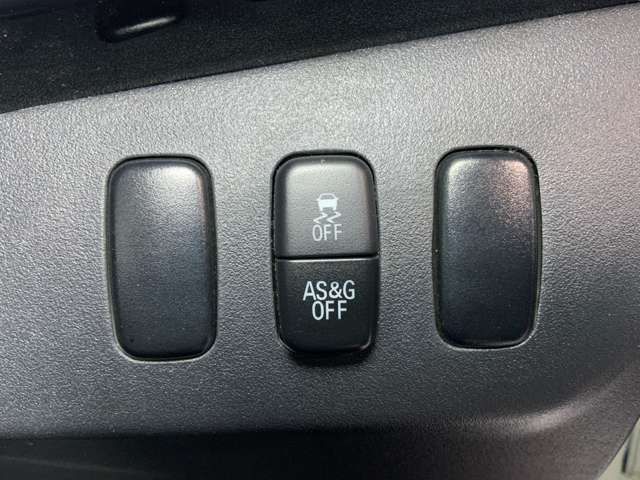 MITSUBISHI GALANT FORTIS SPORTB 2012 Image 31