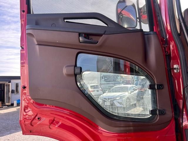 HINO PROFIA 2020 Image 31