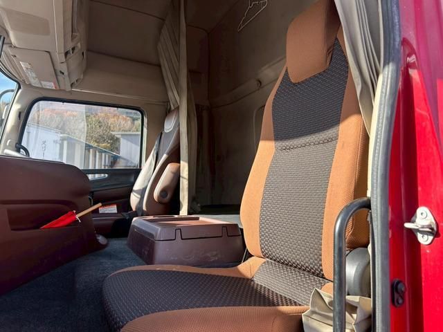 HINO PROFIA 2020 Image 31