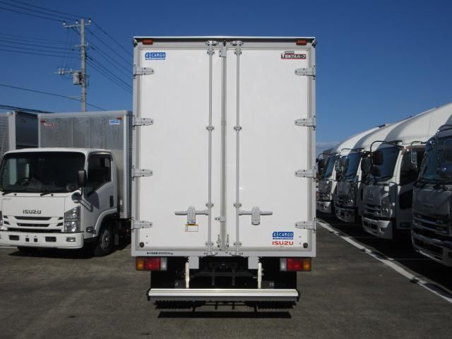 ISUZU ELF 2019 Image 31