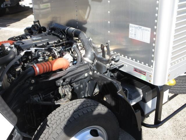 ISUZU ELF 2019 Image 31