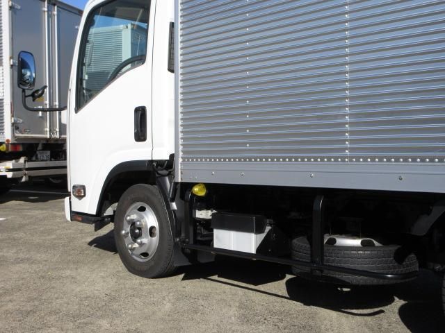 ISUZU ELF 2019 Image 31