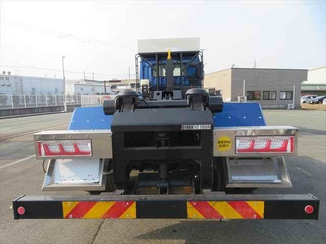 MITSUBISHI FUSOU SUPER GREAT 2015 Image 31