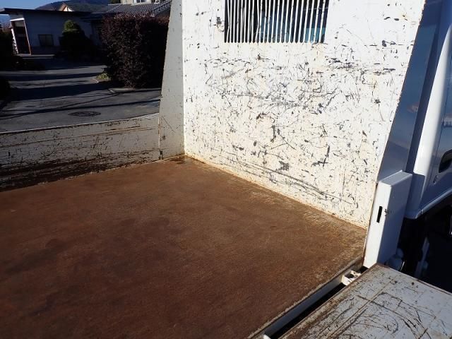 ISUZU ELF 2023 Image 31