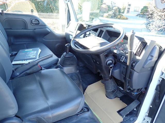 ISUZU ELF 2023 Image 31