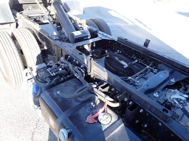 ISUZU ELF 2023 Image 31