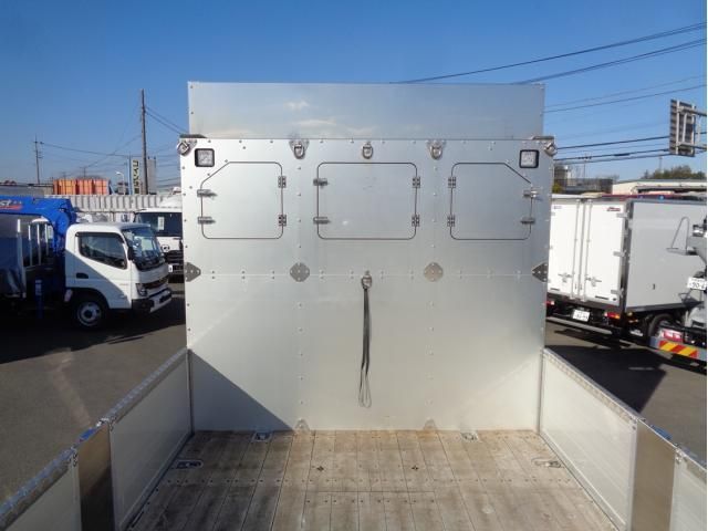 MITSUBISHI FUSOU SUPER GREAT 2022 Image 31