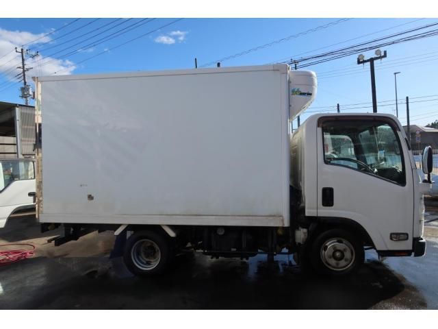 ISUZU ELF 2016 Image 31