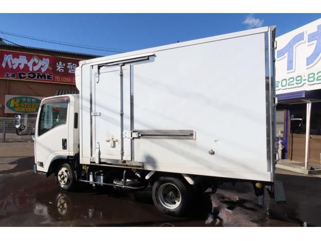 ISUZU ELF 2016 Image 31