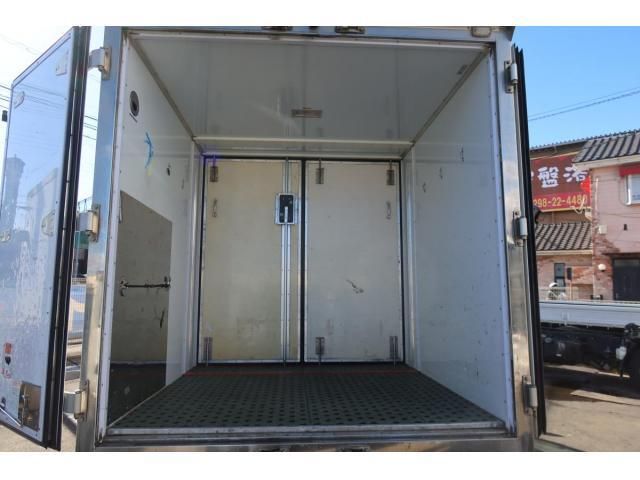 ISUZU ELF 2016 Image 31