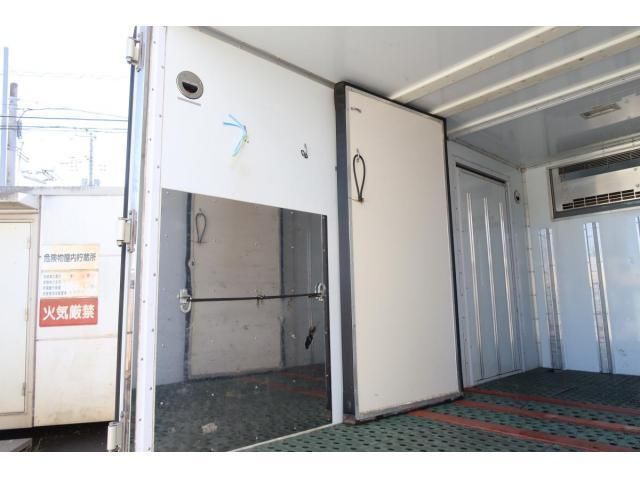 ISUZU ELF 2016 Image 31