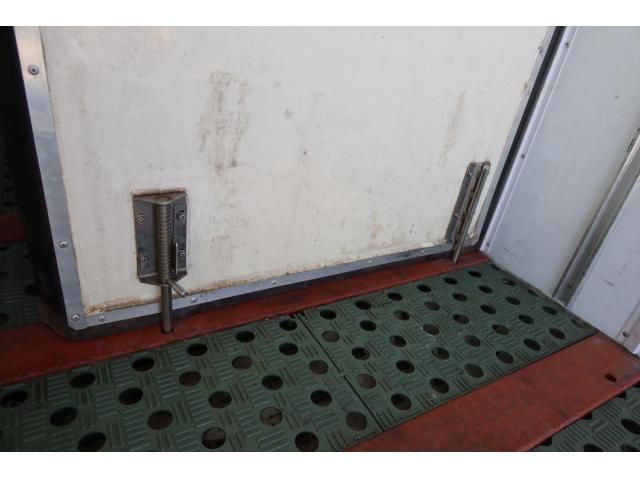 ISUZU ELF 2016 Image 31