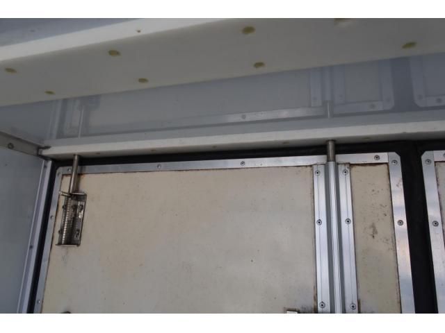 ISUZU ELF 2016 Image 31