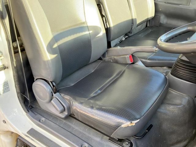 ISUZU ELF 2013 Image 31