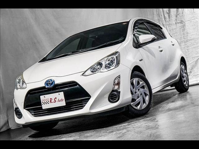 TOYOTA AQUA 2015 Image 31