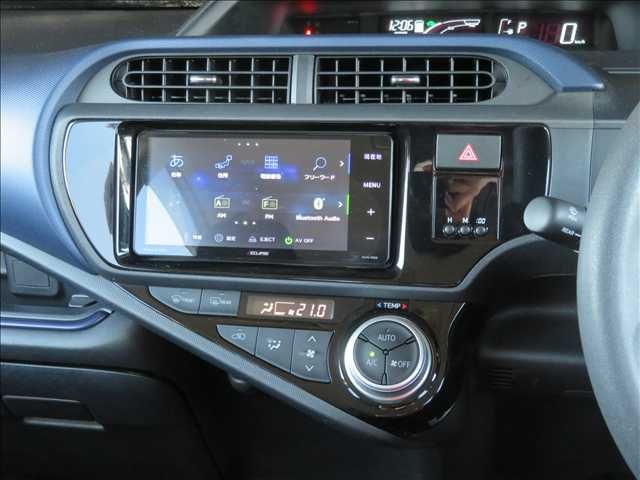 TOYOTA AQUA 2015 Image 31