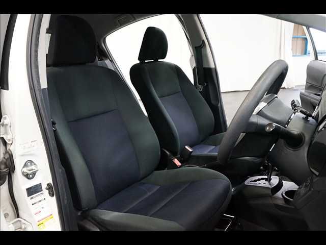 TOYOTA AQUA 2015 Image 31