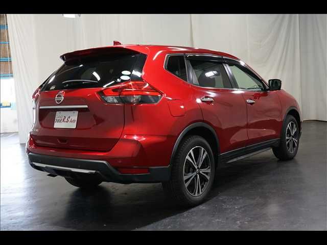 NISSAN X-TRAIL 2WD 2018 Image 31