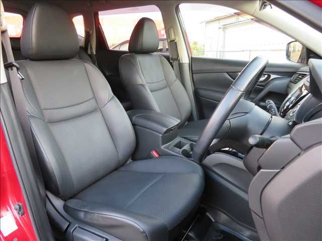 NISSAN X-TRAIL 2WD 2018 Image 31