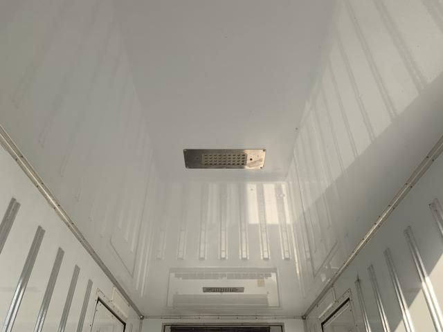 ISUZU ELF 2011 Image 31