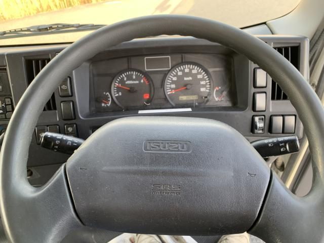 ISUZU ELF 2011 Image 31