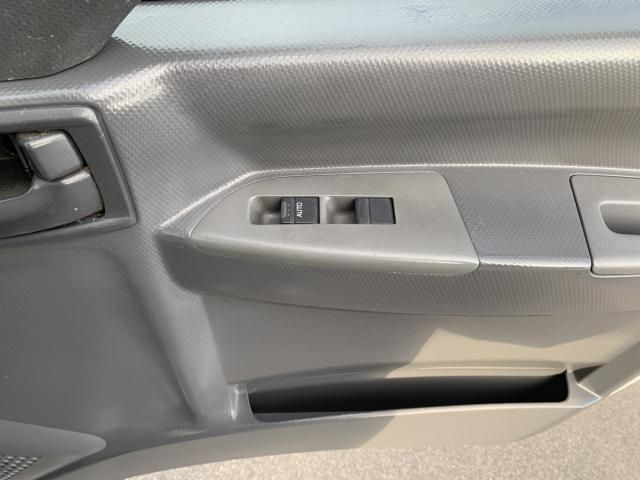 ISUZU ELF 2011 Image 31