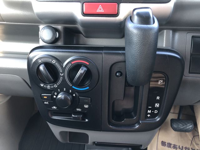 NISSAN NV100 CLIPPER 2019 Image 31