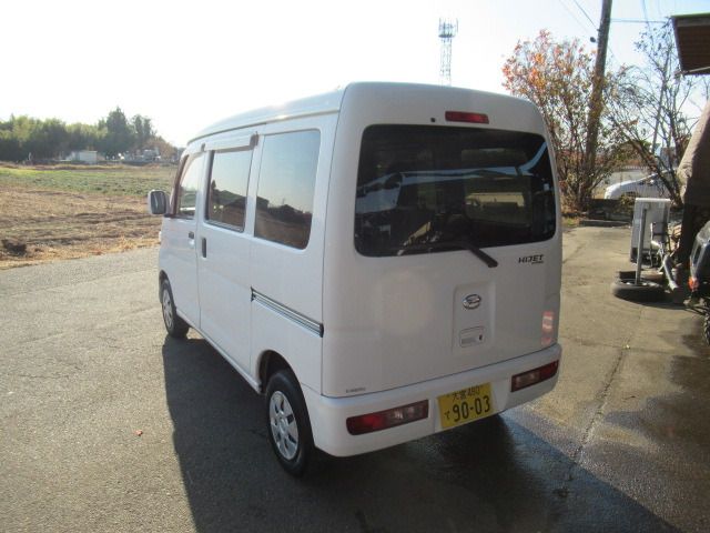 DAIHATSU HIJET CARGO 2014 Image 31
